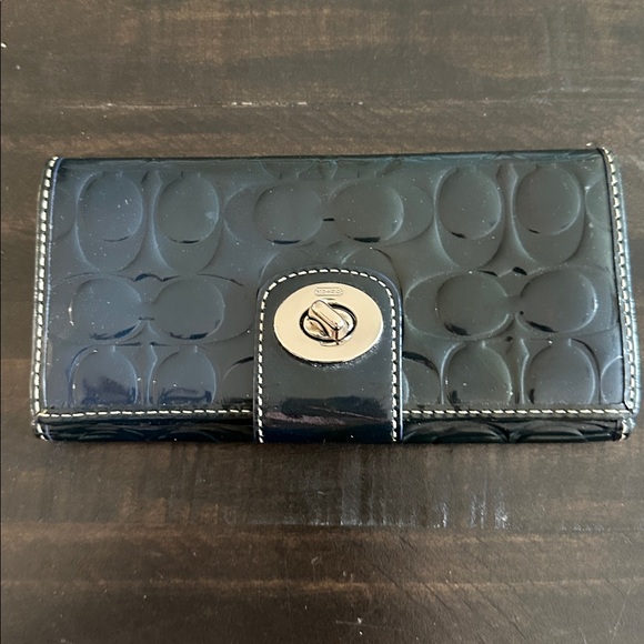 Coach Wallets - Picture 6 of 16